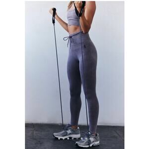 NWT Go to leggings Free People size M/L washed driftwood